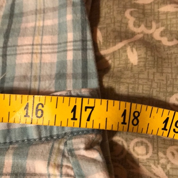 Capri's - Picture 5 of 7